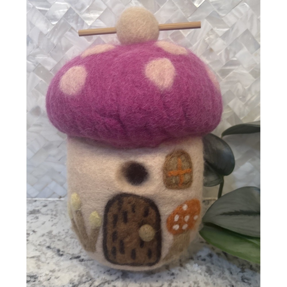 DZI Handmade Needle Felted Wool Bird Fairy House‎ Magic Mushroom Woodland Decor